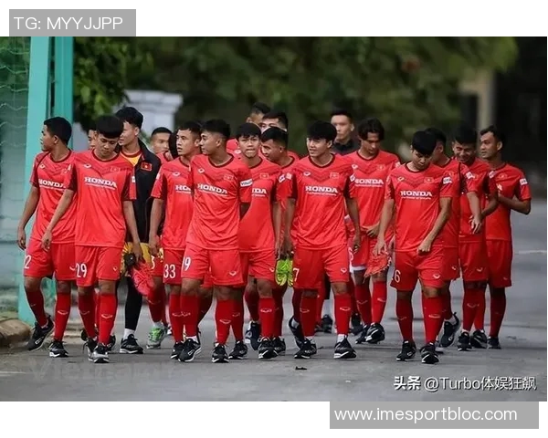 U22国足与越南U22激战上半场拜合拉木错失良机王博豪险些破门