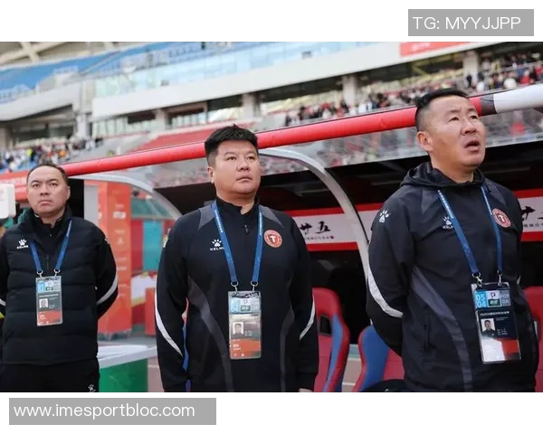 2025中甲辽宁铁人队现场观众人数创新高场均观众达26407人次