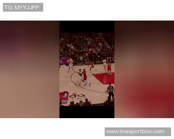 阿夫迪亚利用身材优势对位魔术火箭展现实力与挑战