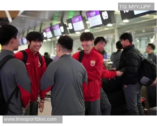 李新翔因伤未能入选U22国足西征阵容26名球员随队出发