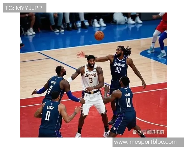 浓眉谈揭幕战备战计划强调通过录像分析提升球队表现