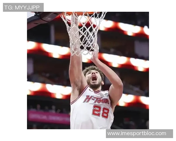 申京亚当斯谢泼德同场表现出色KD下场时球队进攻效率飙升至1225 申京亚当斯谢泼德同场表现出色KD下场时球队进攻效率飙升至1225