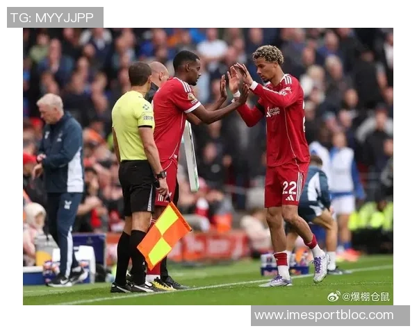 卡拉格建议伊萨克与埃基蒂克双双首发提升球队攻击力