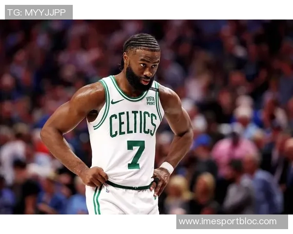 杰伦布朗谈科塔成长之路强调挡拆练习的重要性与学习过程